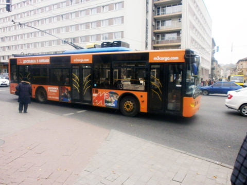 Реклама на тролейбусах Чернівці